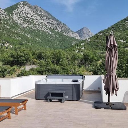 Apartments Brelezza Gornja Brela Εξωτερικό φωτογραφία