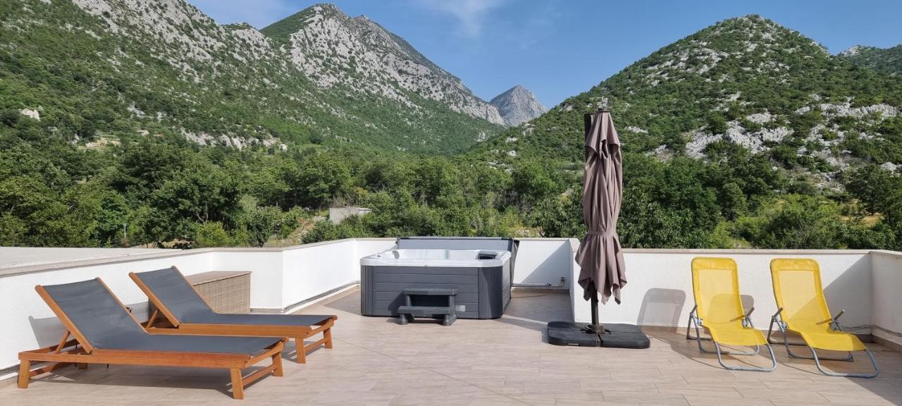 Apartments Brelezza Gornja Brela Εξωτερικό φωτογραφία