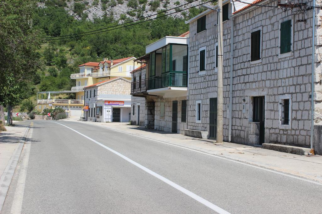 Apartments Brelezza Gornja Brela Εξωτερικό φωτογραφία
