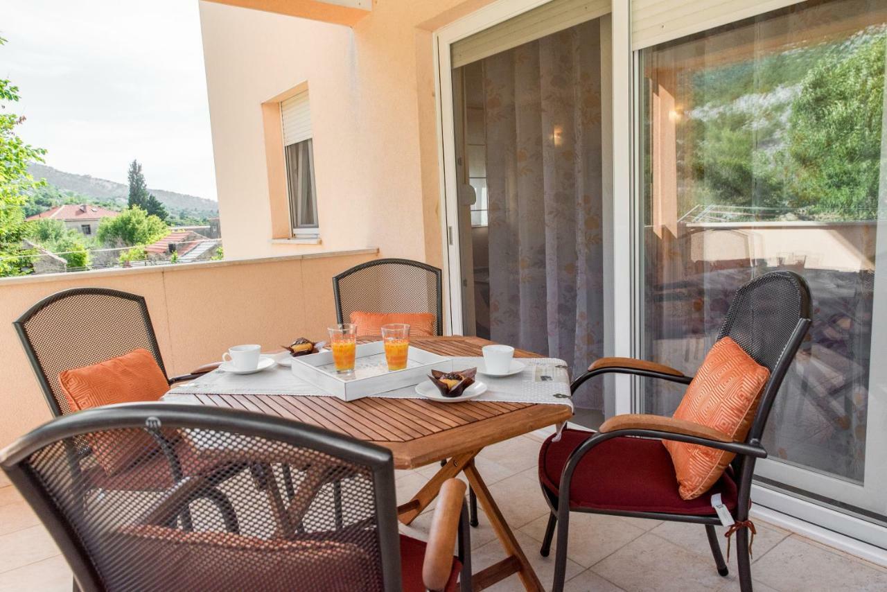 Apartments Brelezza Gornja Brela Εξωτερικό φωτογραφία