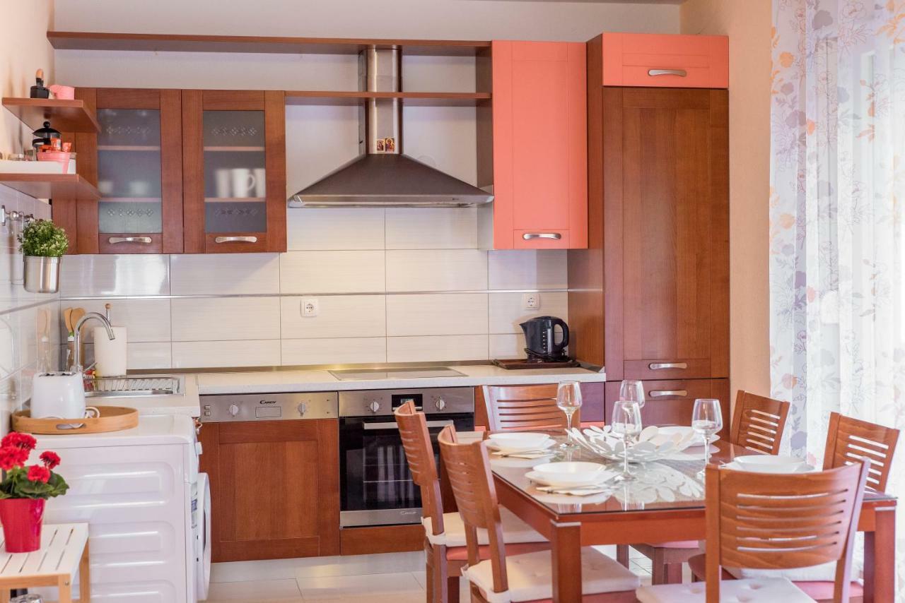 Apartments Brelezza Gornja Brela Εξωτερικό φωτογραφία