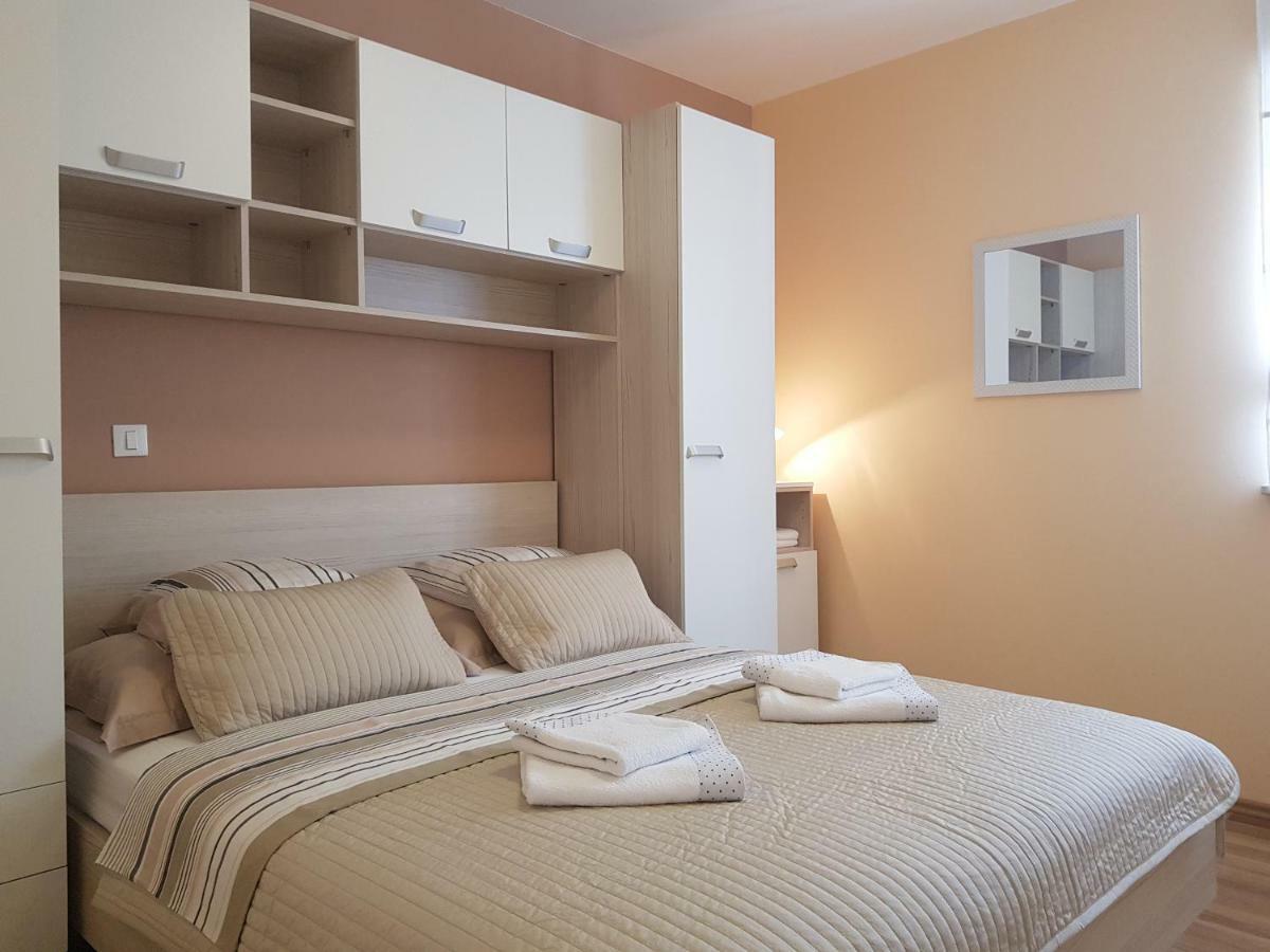 Apartments Brelezza Gornja Brela Εξωτερικό φωτογραφία